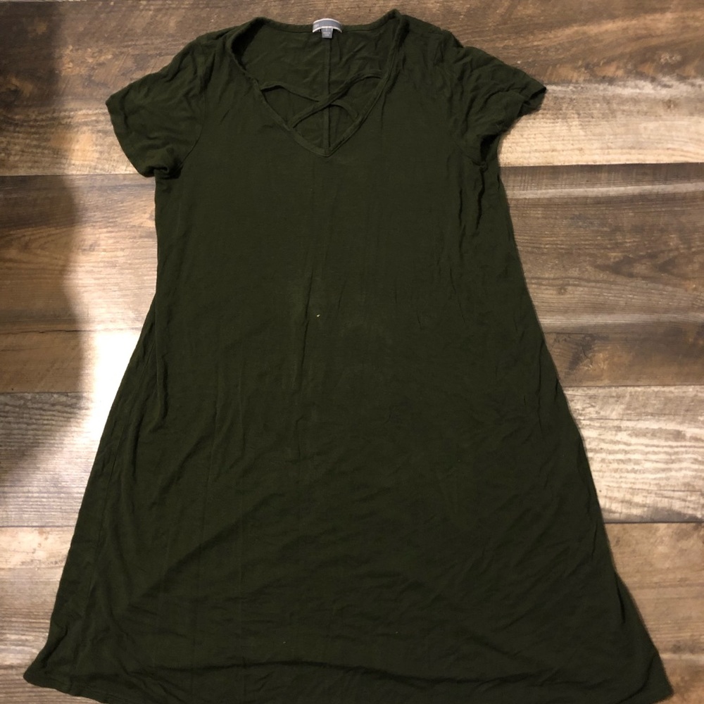Green lace up dress